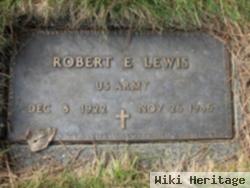 Robert E Lewis