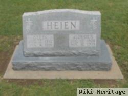 Oleta M Heien