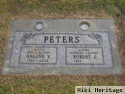 Robert J Peters