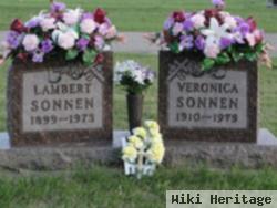 Veronica Kemper Sonnen