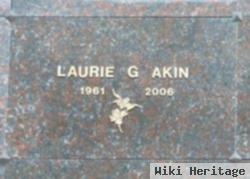 Laurie G Akin