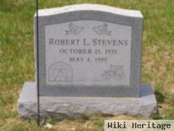 Robert L "bobby" Stevens