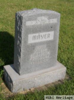 Elizabeth Mayer