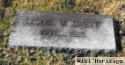 Leslie V Swett