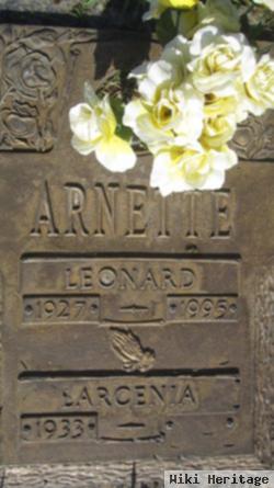 Leonard Alexander Arnette