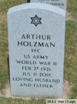 Arthur Holzman