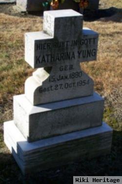 Katharina Yung