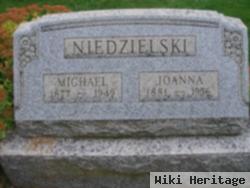 Michael Niedzielski