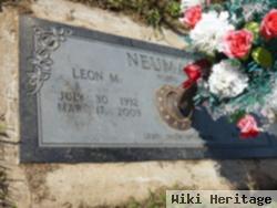 Leon M. "lee" Neumann