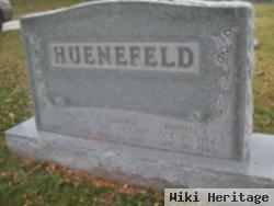 Russell L Huenefeld