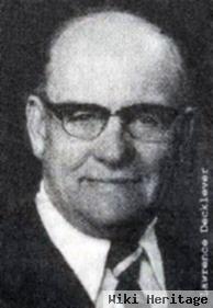 Lawrence H Decklever