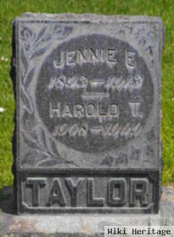 Jennie E Taylor