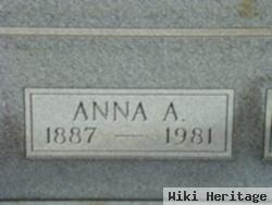 Anna Anglin Holmes