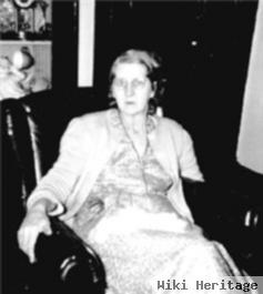 Iva Mae Fadden Lewis