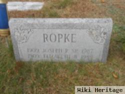 Elizabeth B Ropke