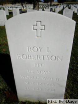 Roy L Robertson