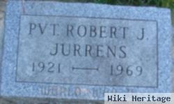 Robert J Jurrens