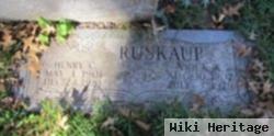 Henry C Ruskaup