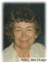 Deloris Huber "dee" Thayer