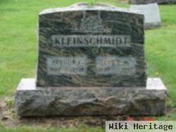 Arthur F Kleinschmidt