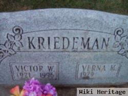 Victor W "buck" Kriedeman, Jr