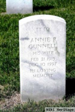 Annie P Gunnell