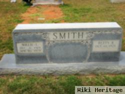 Willie L Smith