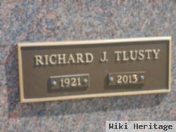 Richard J Tlusty