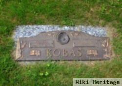 Helen Kobas