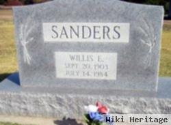 Willis E Sanders