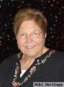 Deborah L "debbie" Mcmanama Davis