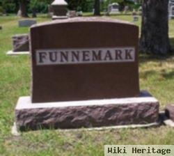 Alma L Funnemark