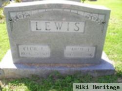 Arlie E Lewis