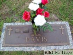 Harry Lester Davis