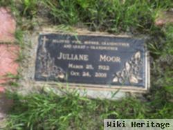Juliane Moor