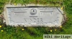 Robert O Kinder