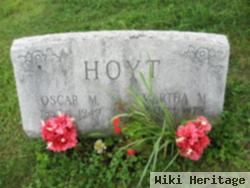 Oscar M Hoyt