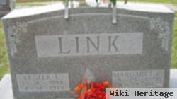 Lester L Link