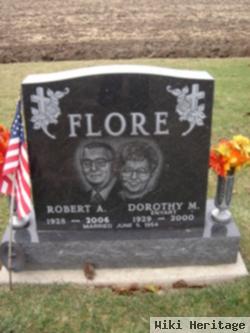 Dorothy M Enyart Flore