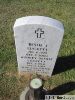 Bessie J Hayes Luckett