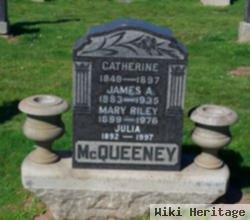 Julia A Linhart Mcqueeney