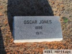 Oscar Jones