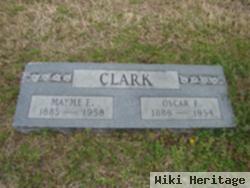 Oscar E Clark