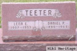 Daniel P Teeter