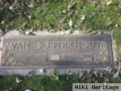 Edward Van Oosterhout