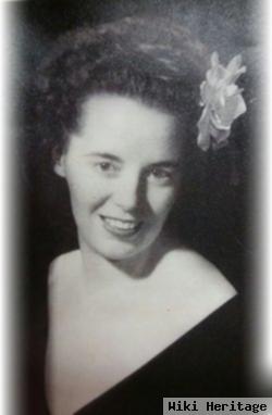 Dorothy J Kamrowski