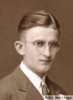 Lawrence Herman Luebbert