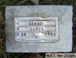 Samuel Davis