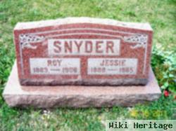 Jessie Snyder