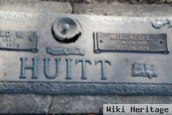 Mildred L Huitt